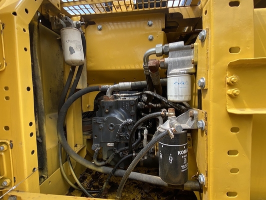 Máy xúc Komatsu cũ bằng bánh xích thủy lực PC130-7 với xô 0,53m3