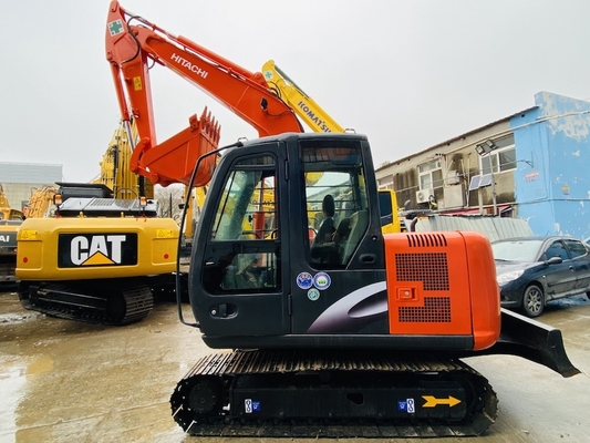 7 tấn nguyên bản Nhật Bản sử dụng Hitachi ZX70 Crawler Excavator với 40.5KW động cơ sức mạnh và 0.3m3 dung lượng xô