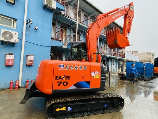 7 tấn nguyên bản Nhật Bản sử dụng Hitachi ZX70 Crawler Excavator với 40.5KW động cơ sức mạnh và 0.3m3 dung lượng xô
