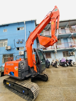 7 tấn nguyên bản Nhật Bản sử dụng Hitachi ZX70 Crawler Excavator với 40.5KW động cơ sức mạnh và 0.3m3 dung lượng xô