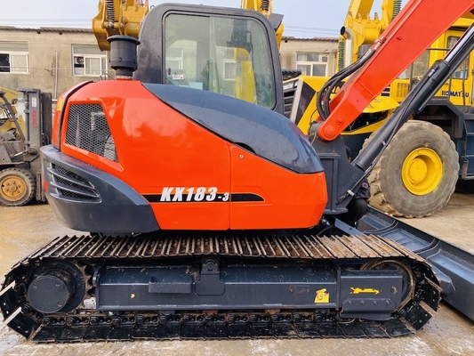 8 tấn Nhật Bản nguyên bản sử dụng Kubota KX183 Crawler Excavator với 47,8 kW động cơ sức mạnh và 0,31 m3 dung lượng xô