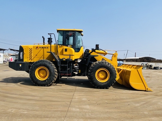 SDLG LG956L sử dụng tay thứ hai Loader bánh trước với dung lượng xô 2,5-4,5 m3