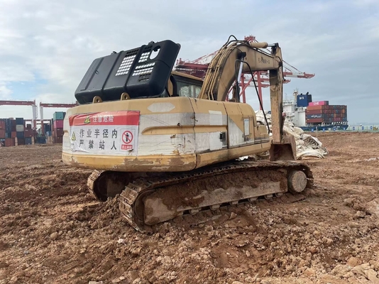 Chiếc máy đào cũ gốc Nhật Bản Cat 320b, Caterpillar sử dụng máy đào đường ray 20 tấn