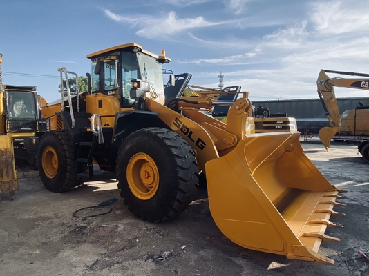 SDLG LG956L sử dụng tay thứ hai Loader bánh trước với dung lượng xô 2,5-4,5 m3