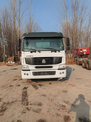 20 m3 sử dụng SINOTRUK HOWO 6x4 máy phun nước xe tải được sử dụng để bán