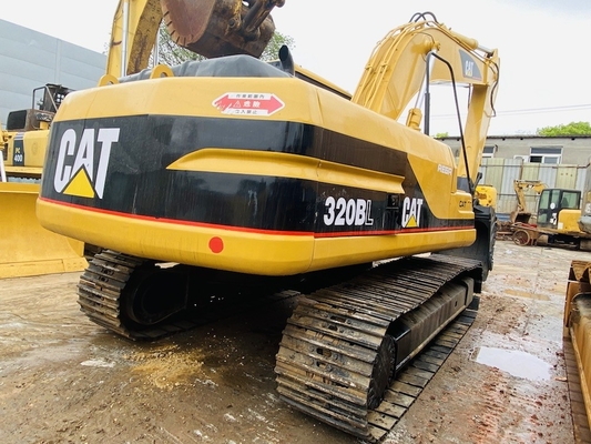 Chiếc máy đào cũ gốc Nhật Bản Cat 320b, Caterpillar sử dụng máy đào đường ray 20 tấn