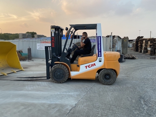 TCM FD30T6 sử dụng dầu diesel nâng nâng trong trạng thái tốt